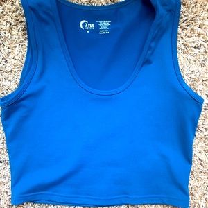 NWOT- Zyia Stronger Tank